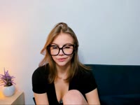 Stormi, 21 ☀️
Calm as the calm before a storm, but when I do laugh, it