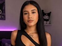 cam girl fingering pussy CherryMyla