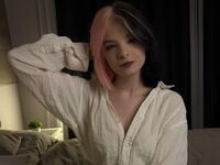hot cam girl masturbating with dildo ClaudineKrentz