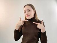 camgirl showing tits LewisOtey