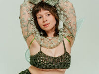 live webcam performer LillyStark