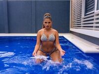 shaved pussy webcam MiaBellini