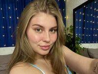 fingering camgirl picture MilaOlivers