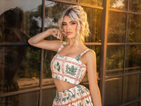 naked camgirl masturbating Irem