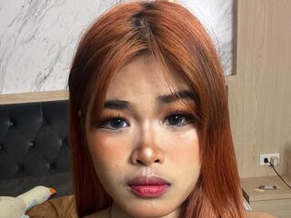 camslut showing pussy ThaiiTwix