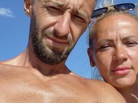 camcouple webcam picture DianaAndAndrey