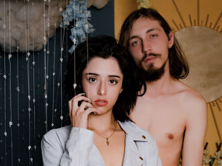 live webcam sex couple JunnaAndKurt