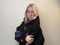 closeup pussy web cam AdelinaCostanti