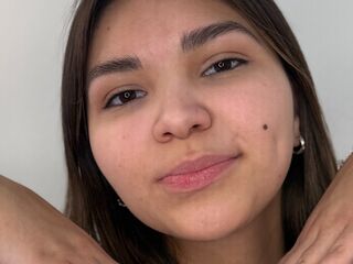 camwhore AdriaKunstlinger