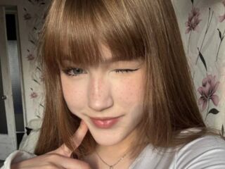 hot cam slut AlberthaBack