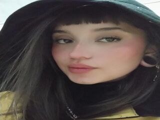 naked girl with webcam masturbating with sextoy AliceMorely