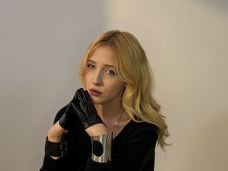 girl sex chat room AmeliaHatta