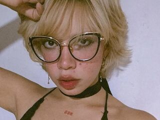 cam girl picture AmelieMari