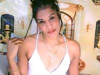 free webcam video AzzyGreene