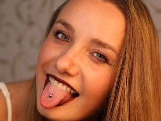 real live cam picture BelleCox