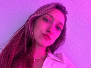 free webcam chatroom BrandieBeninati