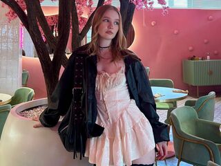 shower webcam CandiFerretti