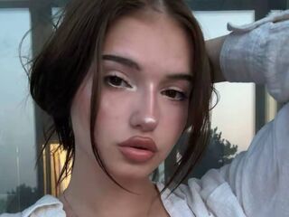 voyeur cam CarlosRayna