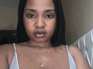 fingering camgirl CarolineJames