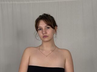 camgirl showing pussy CecilHolcombe