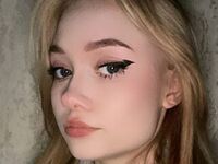 camslut fingering wet pussy CecilyBurnard