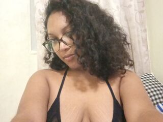 topless webcam girl CherNubiz