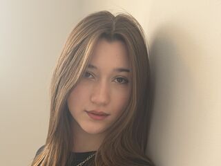 naked webcamgirl ChristineMorlock