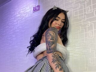 fingering webcamgirl CloeMartini