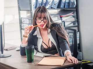 chat room live cam CloeVergara