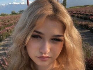 bedroom live webcam CloudyFox