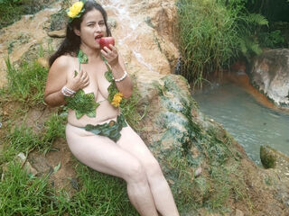 naked camgirl picture CrystallZane