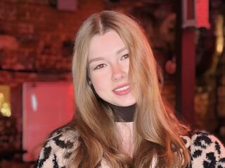 camgirl live porn cam DainaThroneberry