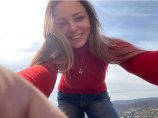 beautiful camgirl DeeLorrie