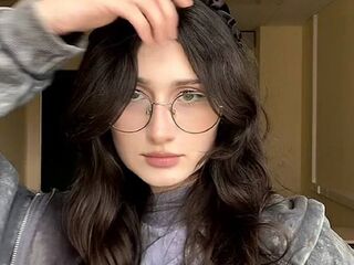 web cam live DianneBrowie
