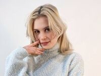 fingering cam girl picture DionTarzia