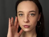 free web cam EllynDarvish