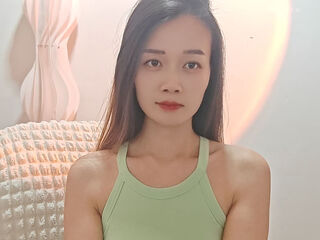camgirl shaving pussy EloisePetit