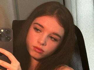 cam girl spreading pussy ElzaStern