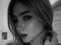 hot strip tease webcam EmmaBlond