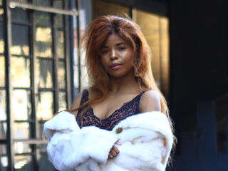 camgirl showing pussy FifiCaramel