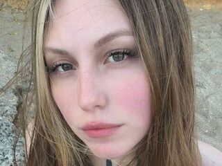 nude camgirl picture FriedaJane