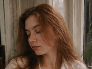 hot chatroom HermineHerl