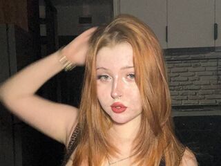 camgirl playing with sextoy HildeTobia