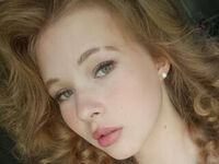 girl fingering pussy IllaPytlewski