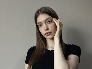 shaved pussy web cam JennetteLefter