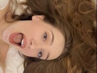 masturbating camgirl JessicaMelori