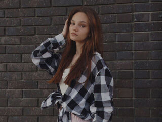 camgirl playing with sex toy KaiKiening