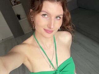 cam girl video KarmenZeinert