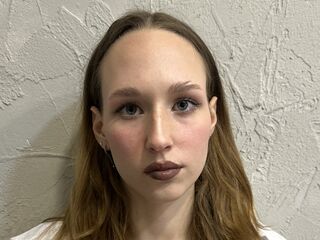 hot strip tease cam KatrinJons