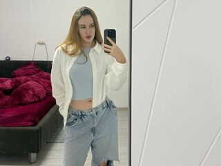 naked cam girl gallery KellyLynn